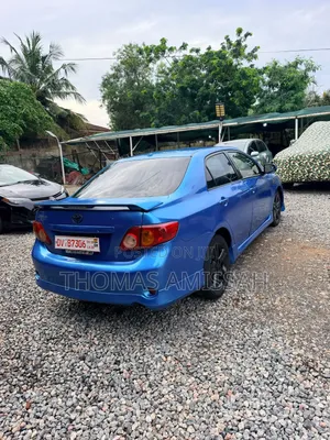 Toyota Corolla 2010 Blue