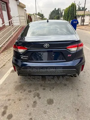 Toyota Corolla L 2020 Blue