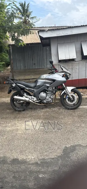 Yamaha 2023 Silver
