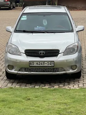 Toyota Matrix Hatchback FWD (1.8L 4cyl 5M) 2006 Silver
