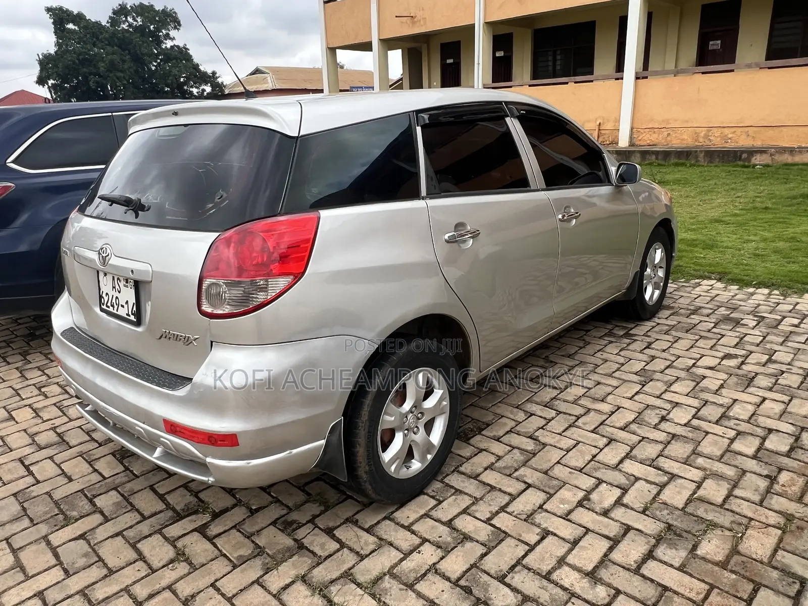 Toyota Matrix Hatchback FWD (1.8L 4cyl 5M) 2006 Silver