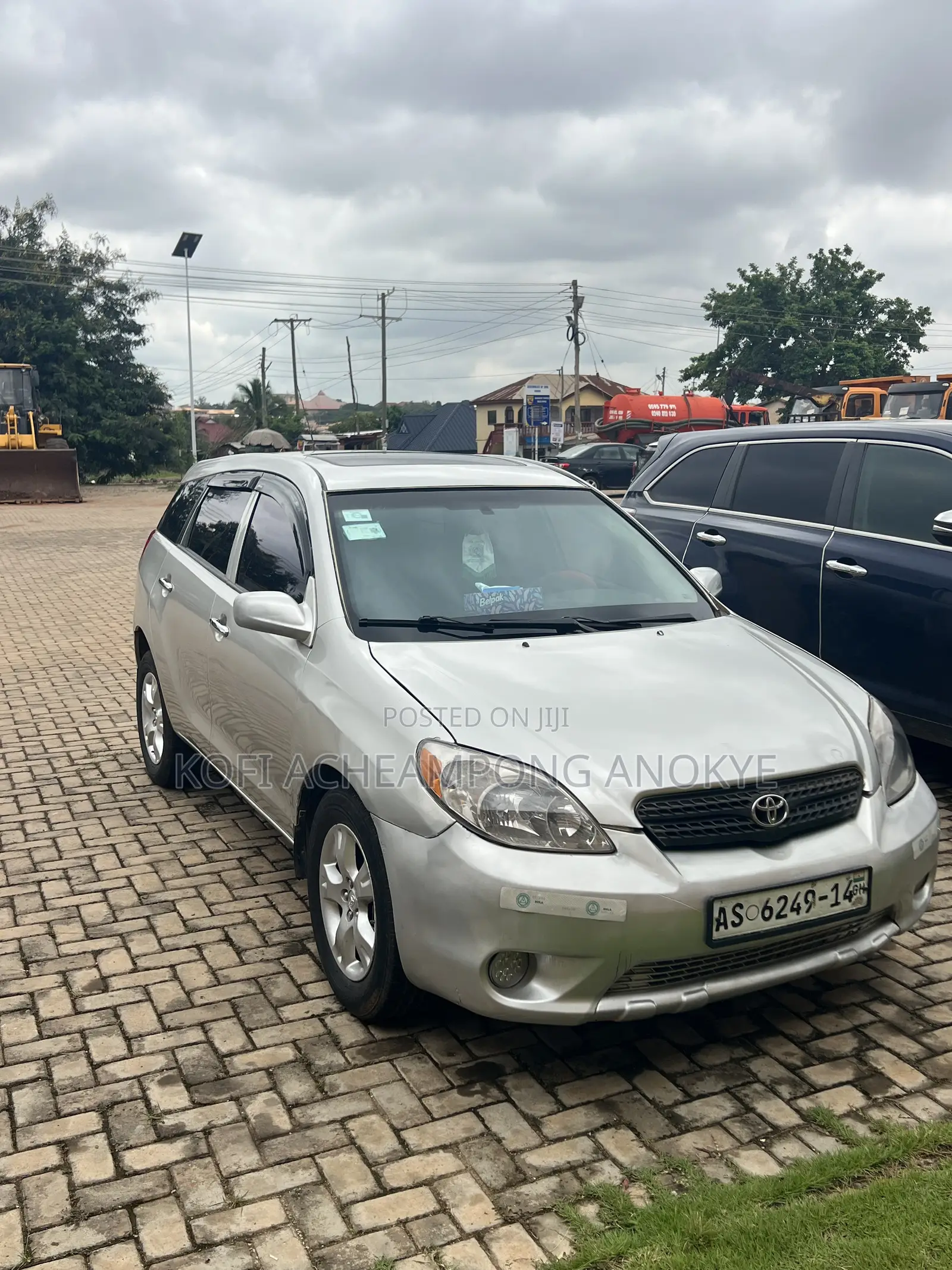 Toyota Matrix Hatchback FWD (1.8L 4cyl 5M) 2006 Silver