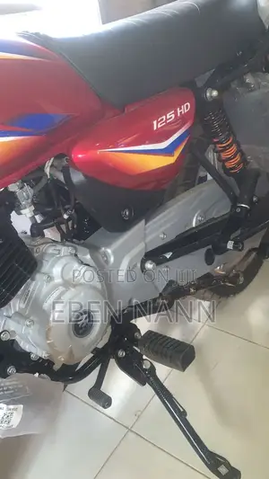 New Bajaj Boxer 125 2026 Red