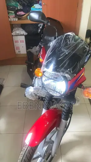 New Bajaj Boxer 125 2026 Red