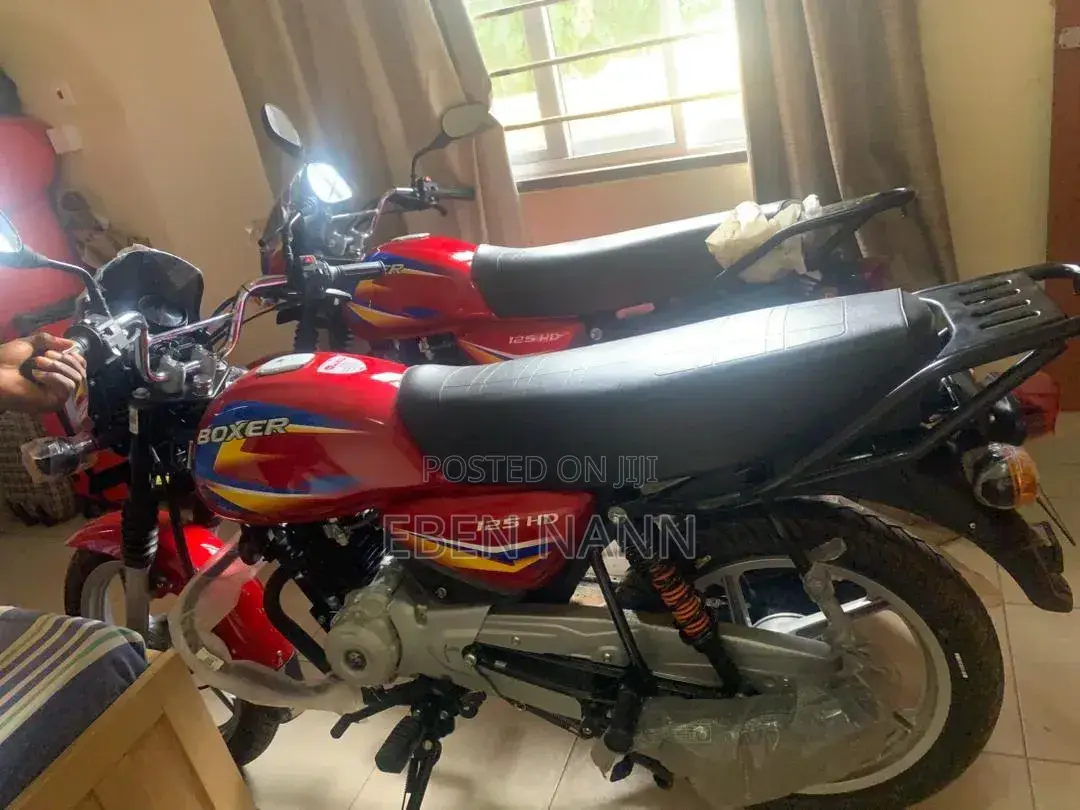 New Bajaj Boxer 125 2026 Red