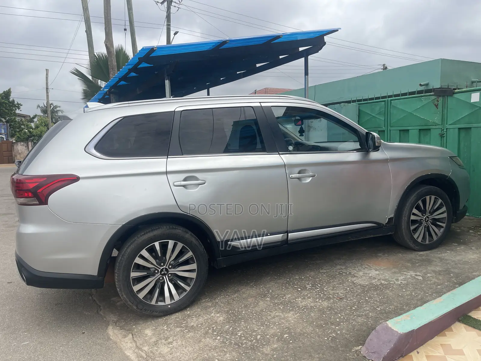 Mitsubishi Outlander SEL FWD 2020 Gray