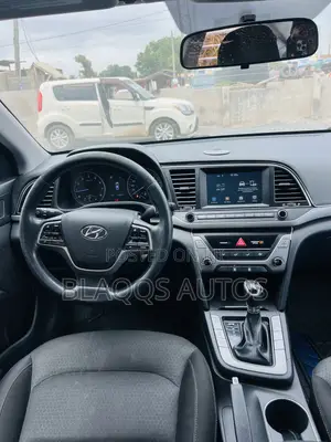 Hyundai Elantra 2016 Blue