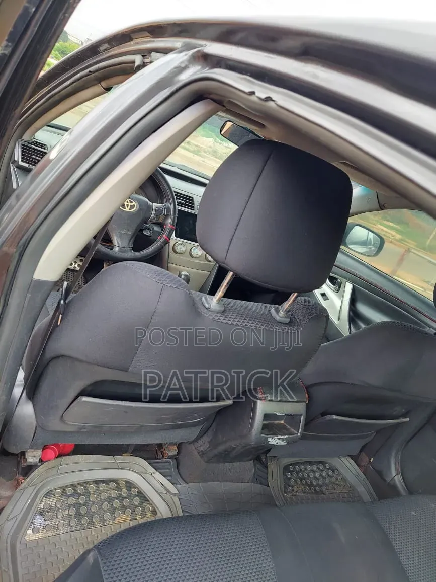 Toyota Camry 2010 Gray