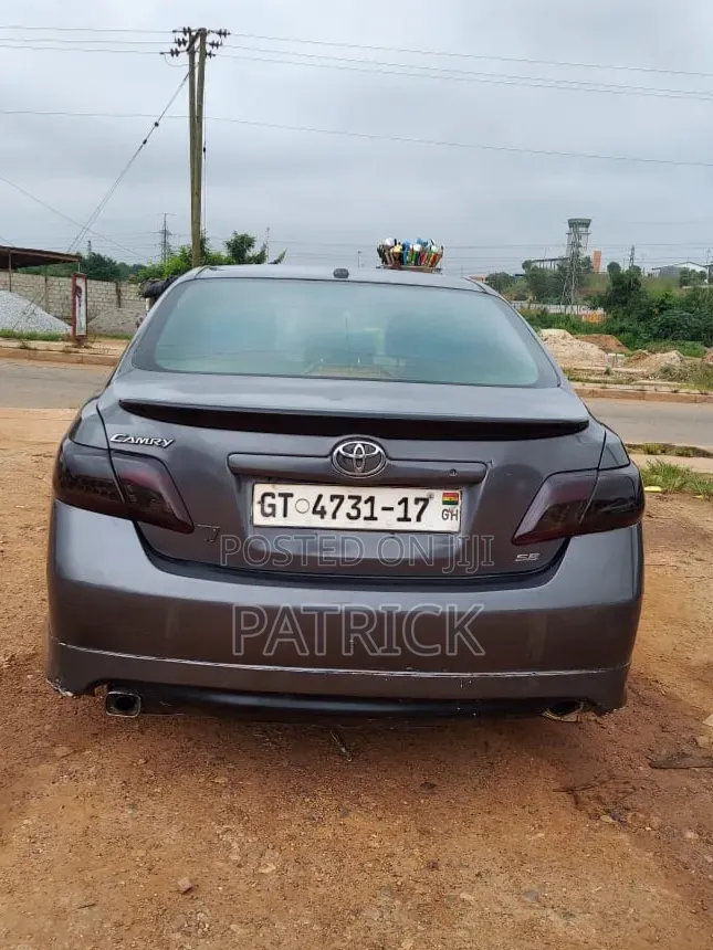 Toyota Camry 2010 Gray