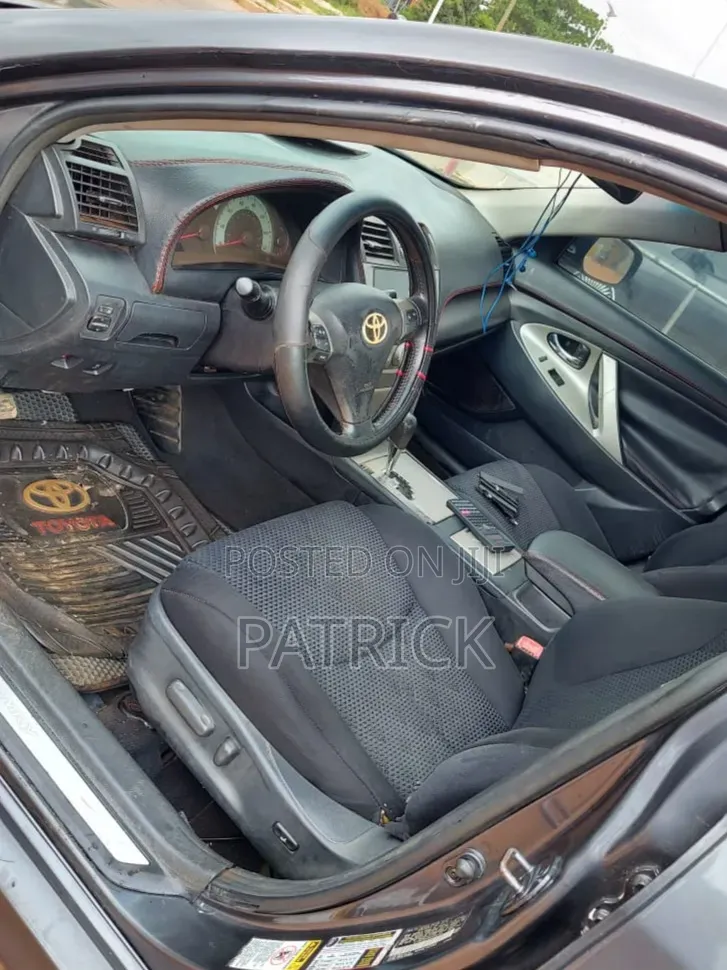 Toyota Camry 2010 Gray