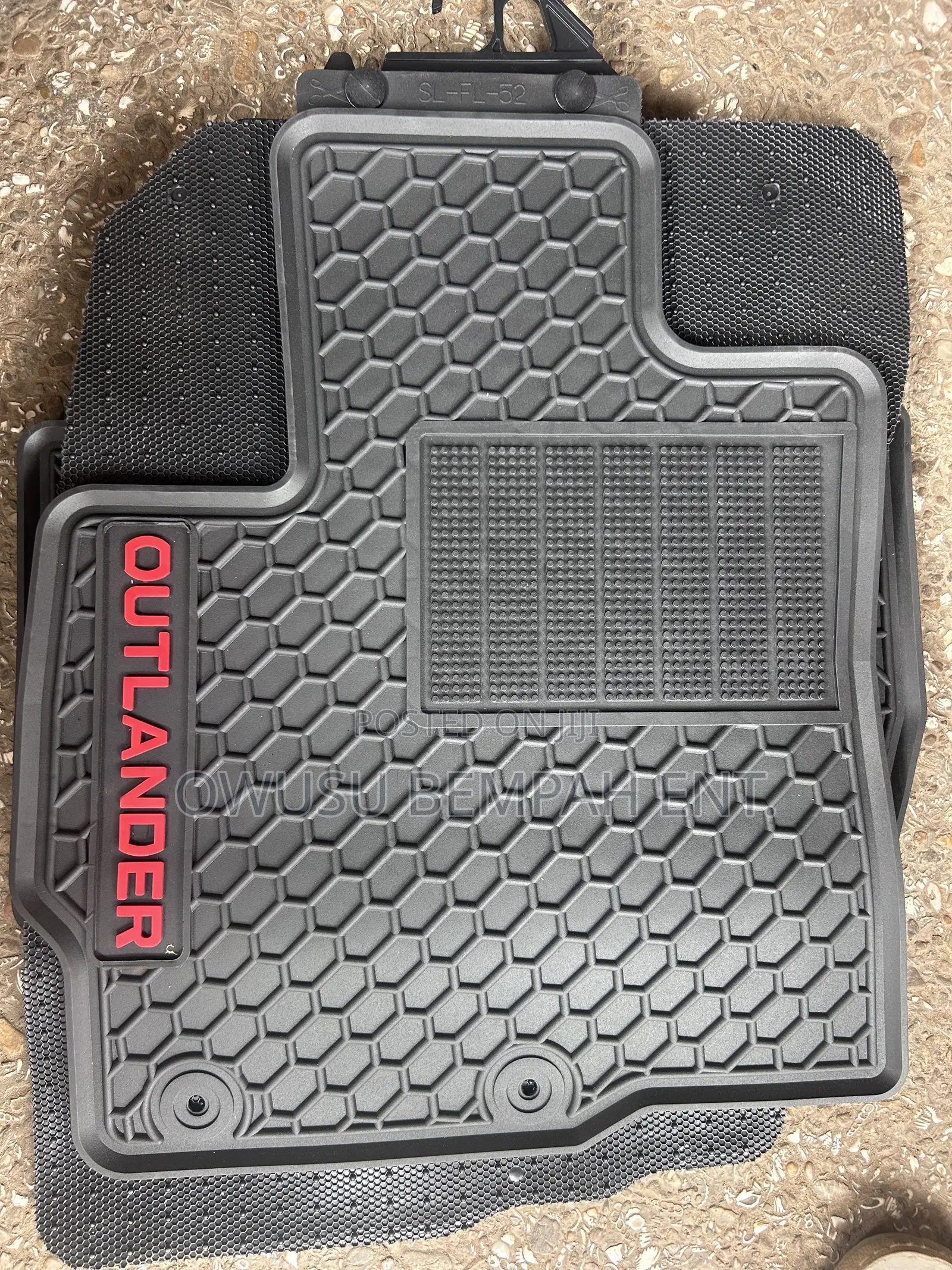 Mitsubishi Outlander Floor Mat