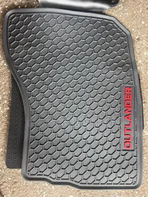 Mitsubishi Outlander Floor Mat