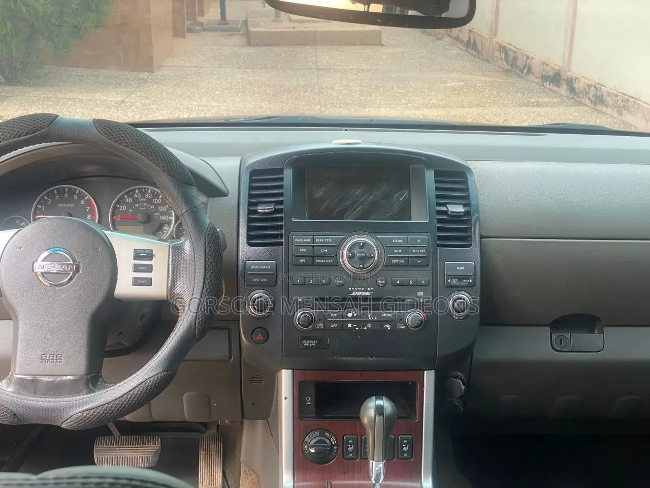 Nissan Pathfinder LE 4x4 2010 Blue