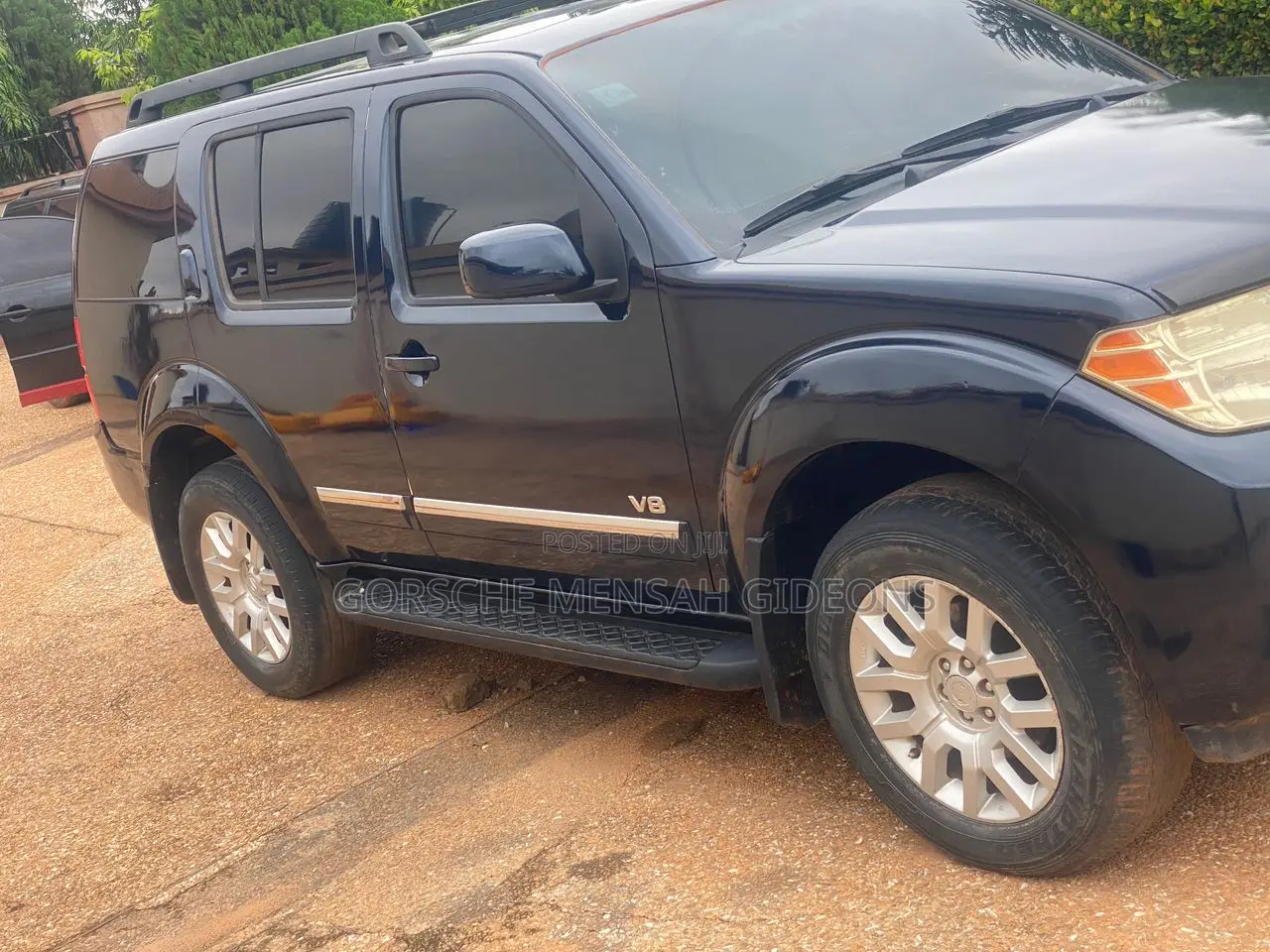 Nissan Pathfinder LE 4x4 2010 Blue