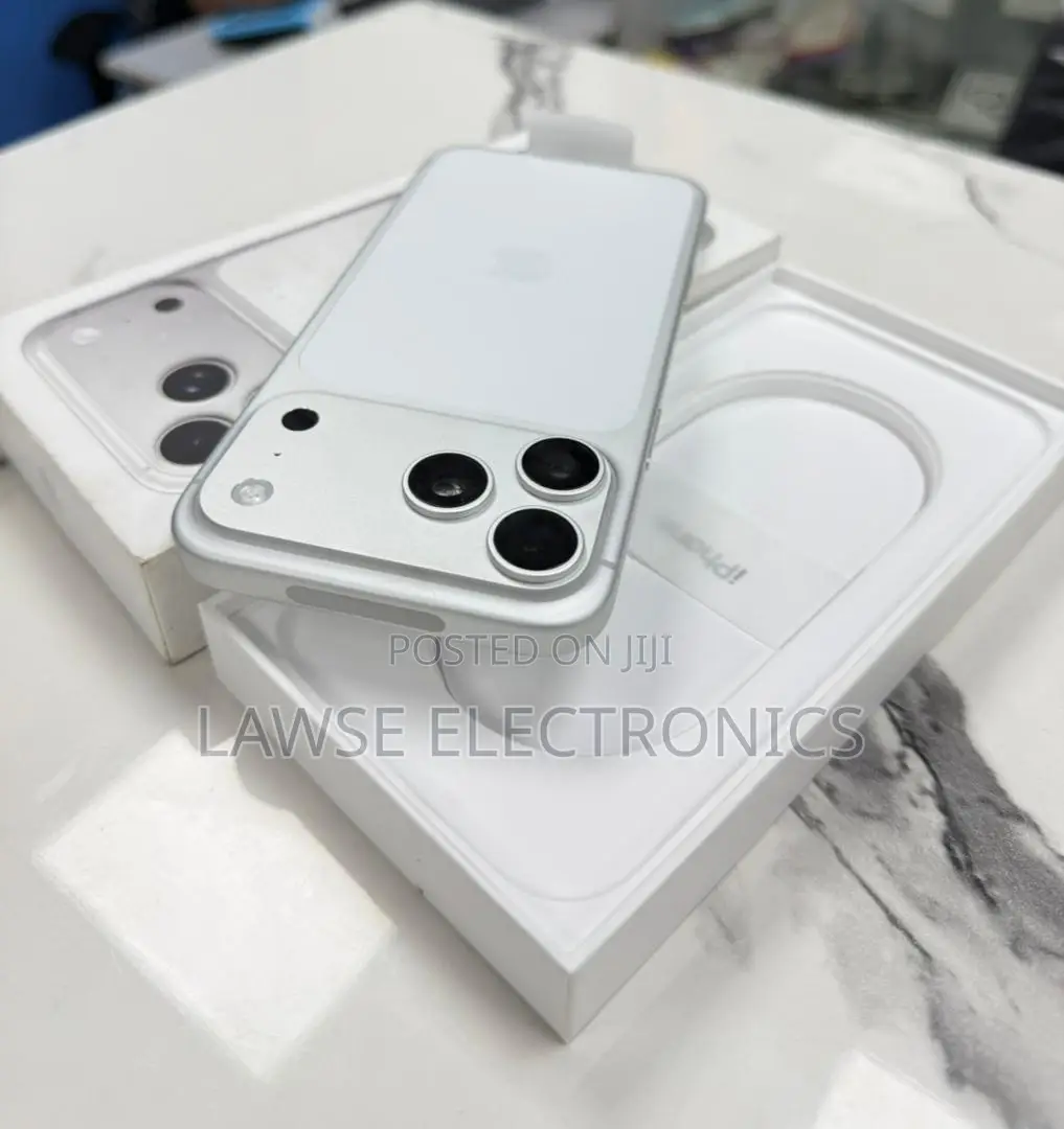 New Apple iPhone 17 Pro Max 1 TB Silver