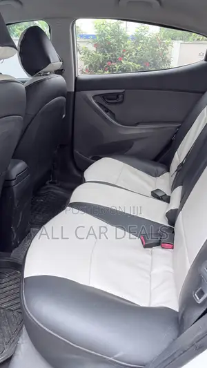 Hyundai Elantra Limited Sedan FWD (1.8L 4cyl 6A) 2013 White