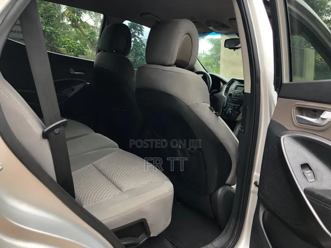 Hyundai Santa Fe 2015 Silver