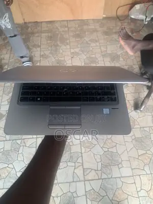 Laptop HP EliteBook 820 G4 8GB Intel Core i5 HDD+SSD 512GB