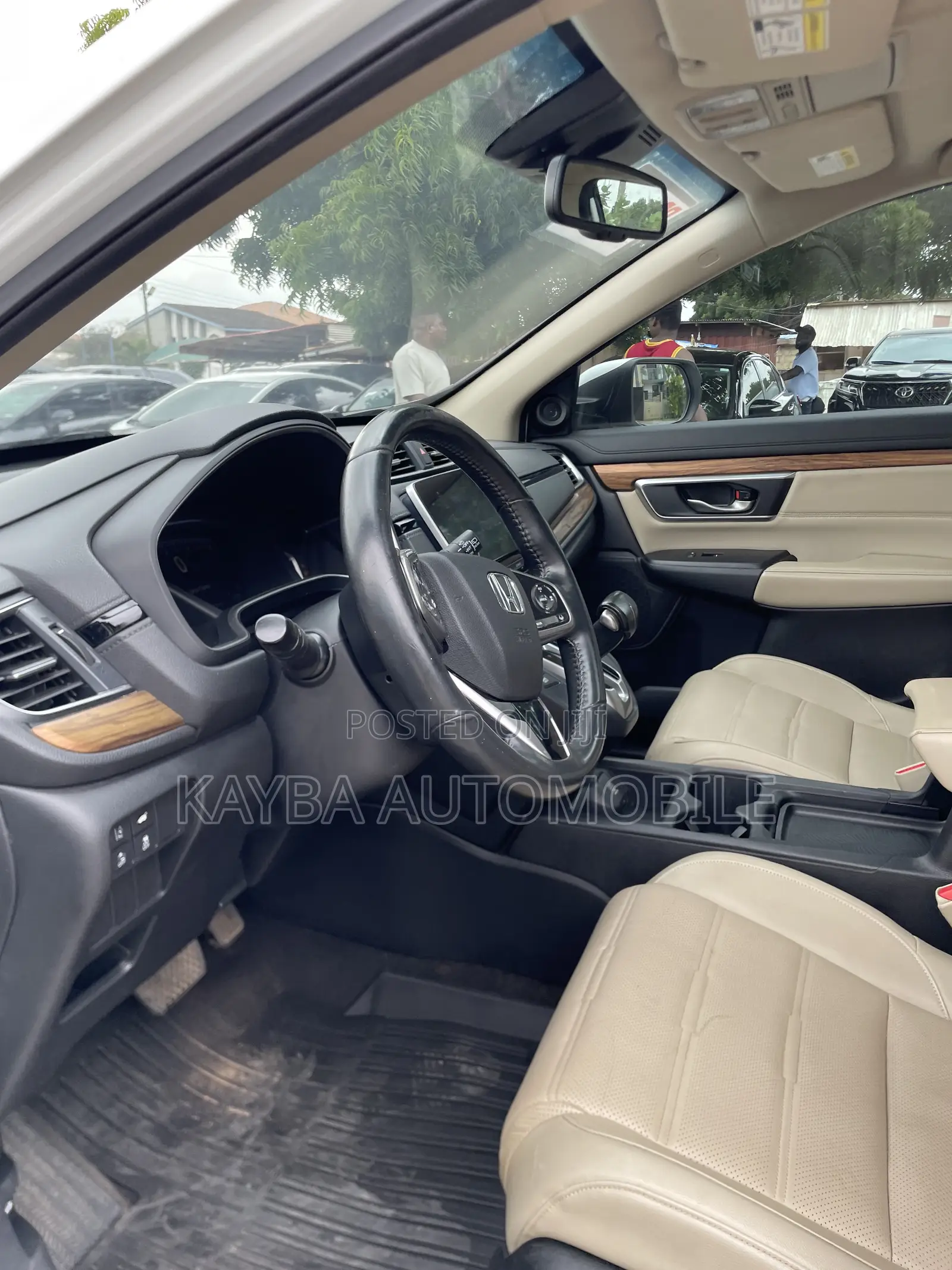 Honda CR-V Touring AWD 2019 White