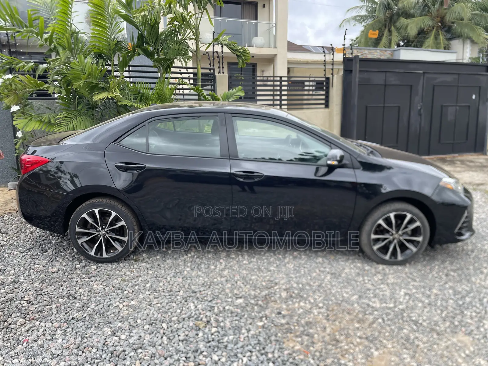 Toyota Corolla 2017 Black