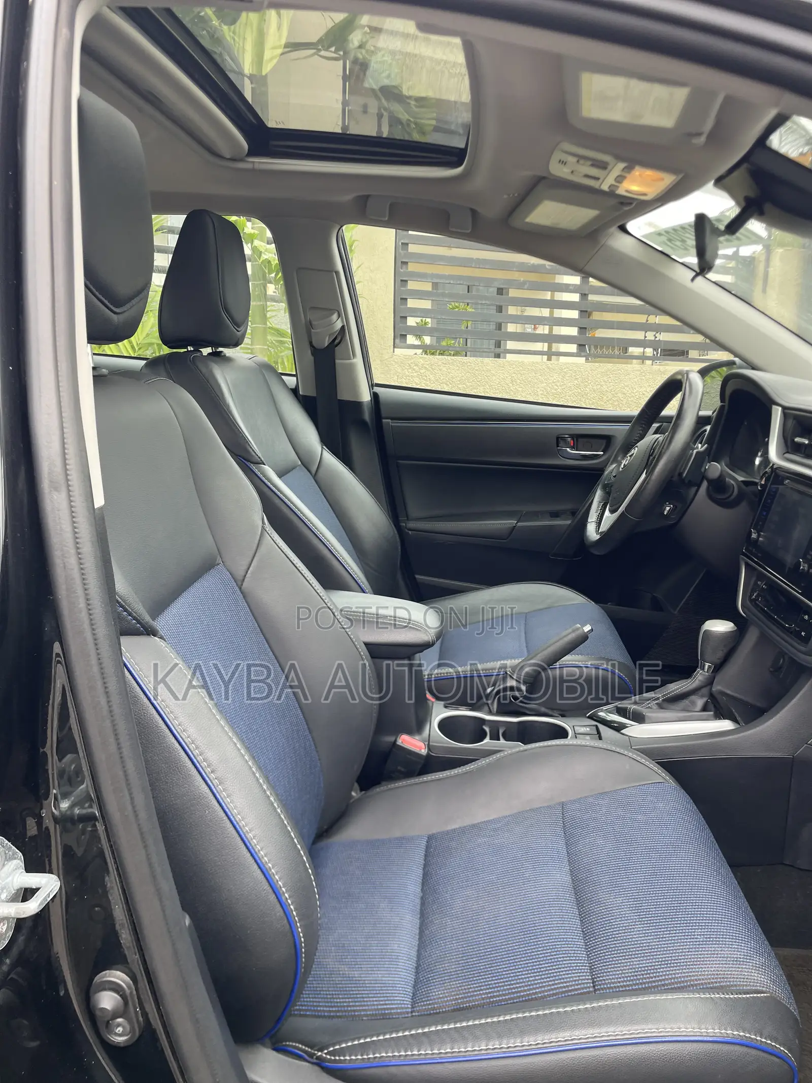Toyota Corolla 2017 Black