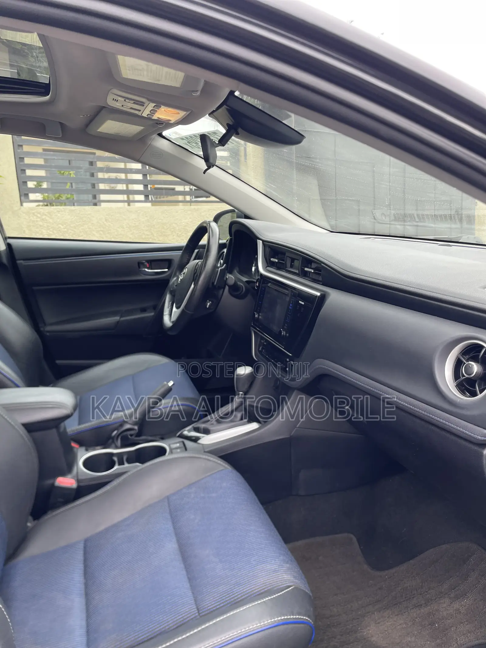 Toyota Corolla 2017 Black