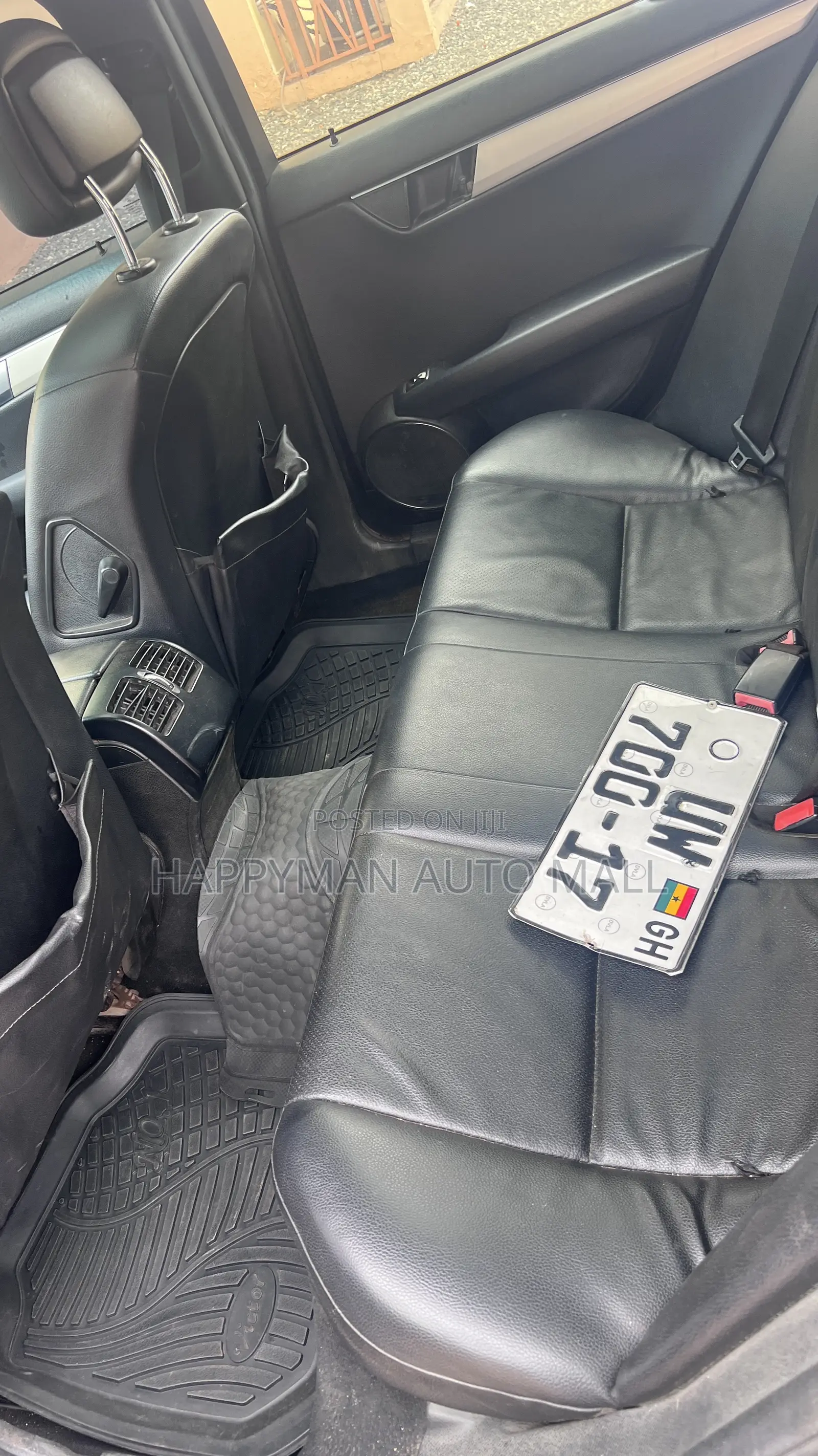 Mercedes-Benz C250 2012 Black