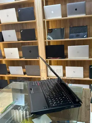 Laptop MSI GE40 2OL 8GB Intel Core i5 HDD 1T