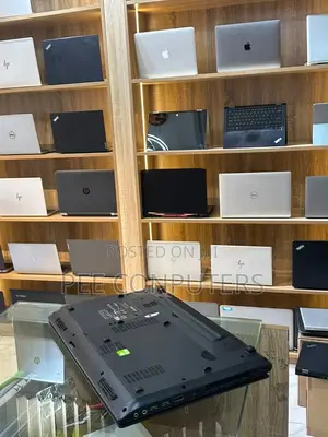 Laptop MSI GE40 2OL 8GB Intel Core i5 HDD 1T