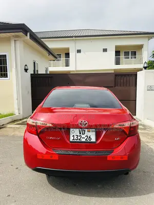 Toyota Corolla LE Eco (1.8L 4cyl 2A) 2018 Red
