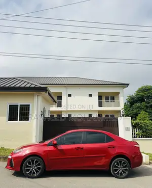Toyota Corolla LE Eco (1.8L 4cyl 2A) 2018 Red