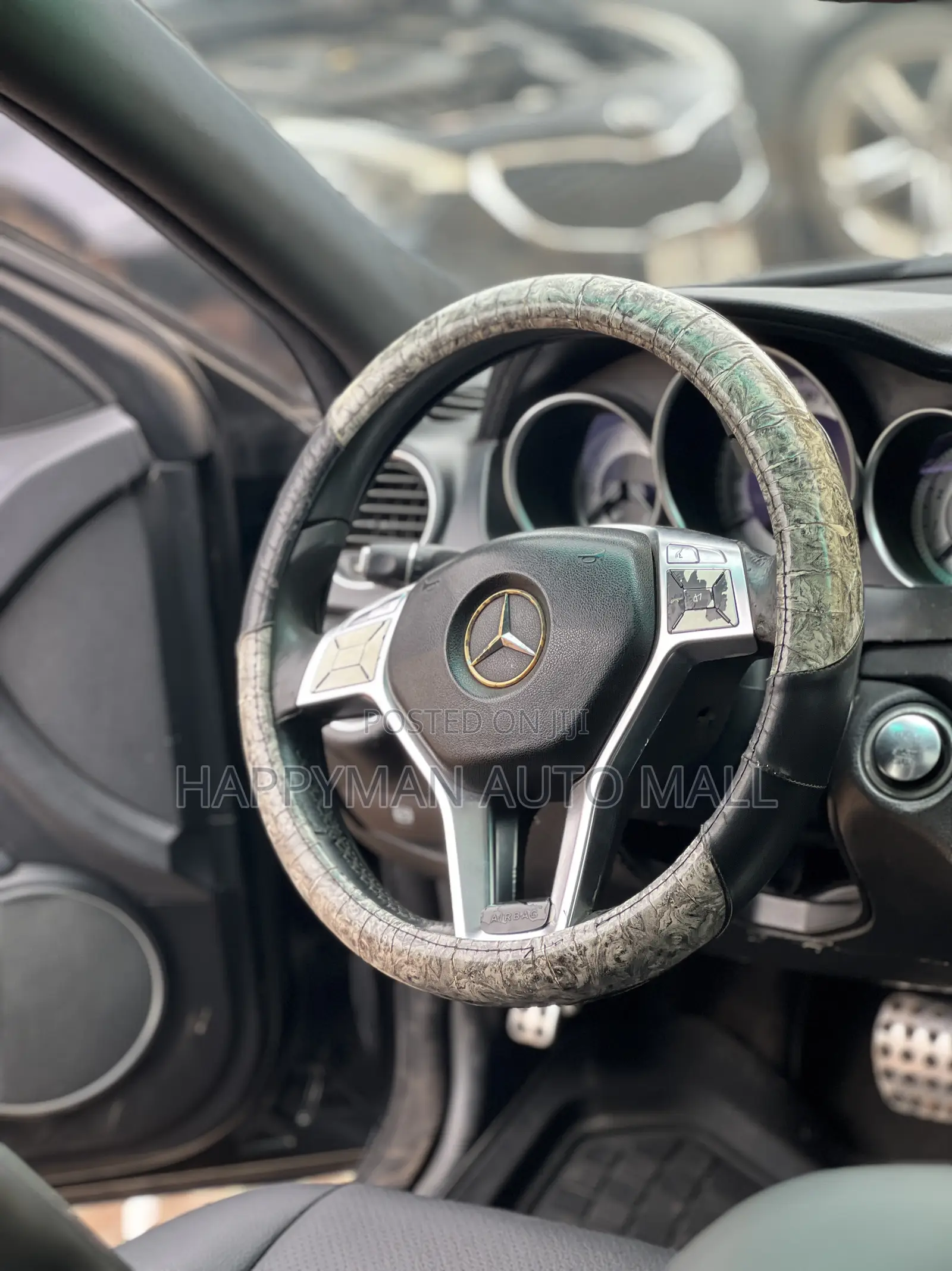 Mercedes-Benz C250 2012 Black