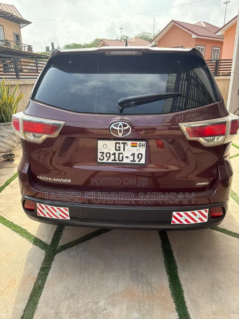 Toyota Highlander 2015 Beige