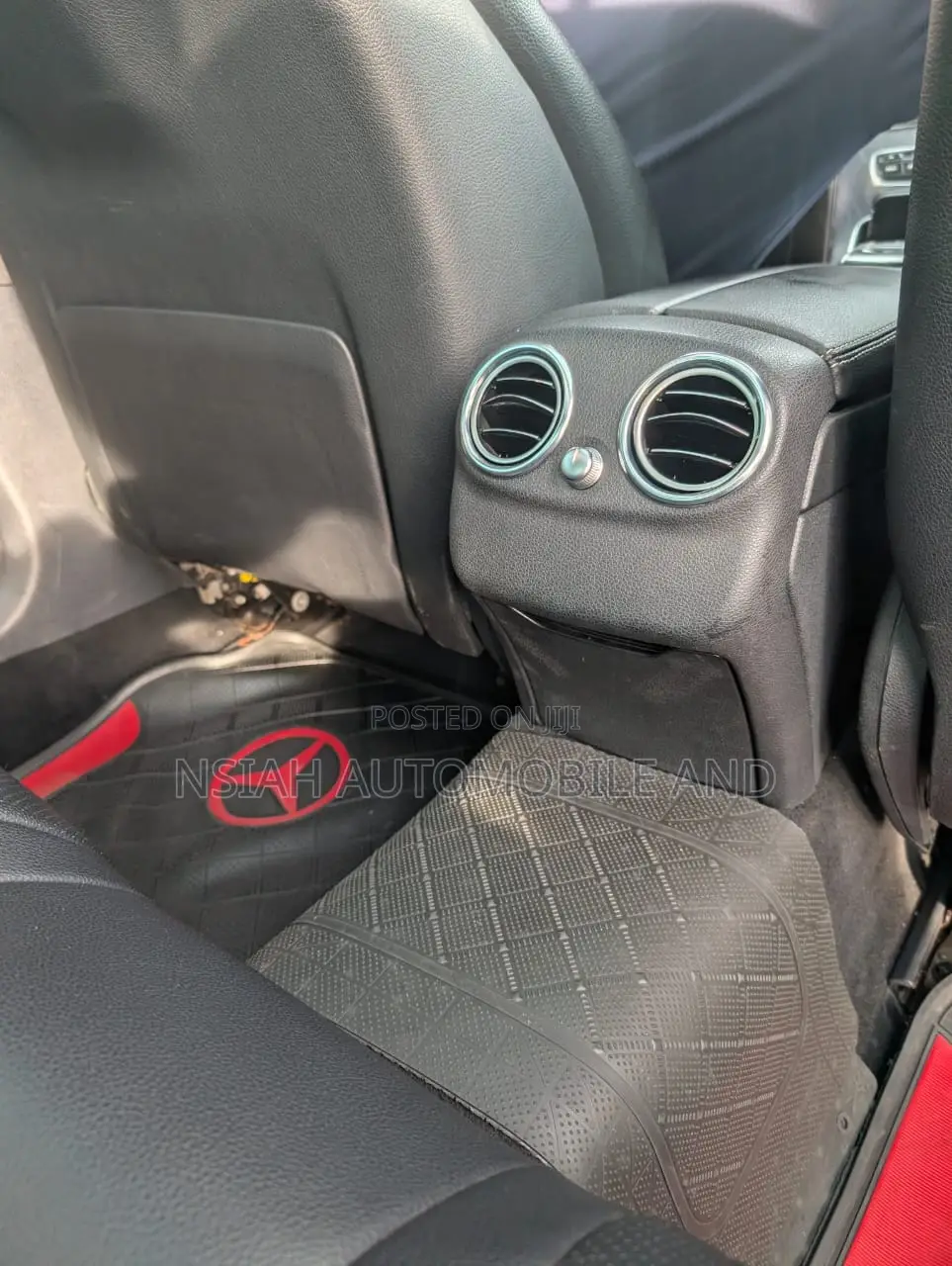 Mercedes-Benz C300 2015 Black