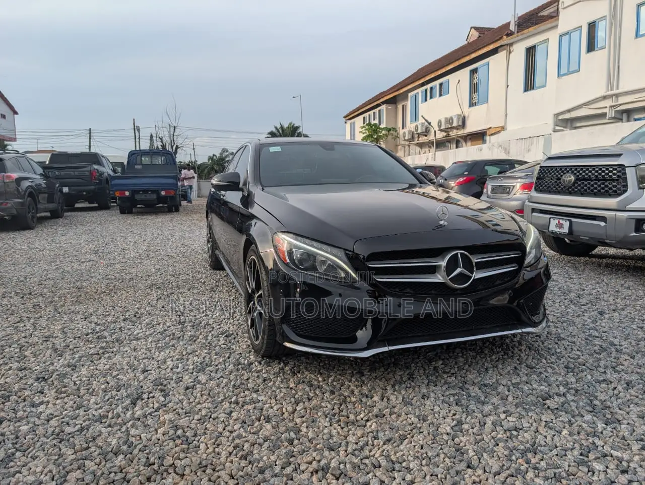 Mercedes-Benz C300 2015 Black