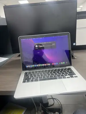 Laptop Apple MacBook Pro 2015 8GB Intel Core i5 SSD 128GB