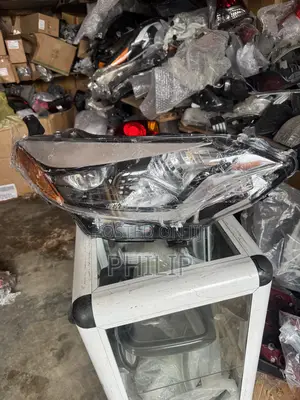 Corolla 2014 Headlight Pair