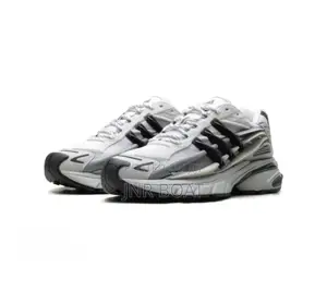 Adidas Jellyfish Sneaker