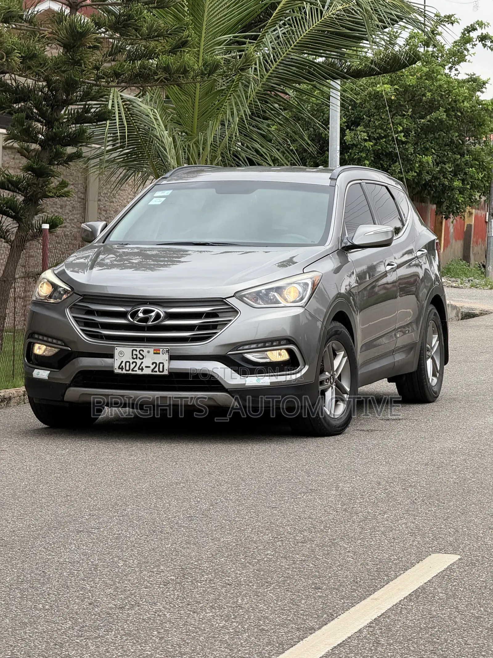 Hyundai Santa Fe Limited Ultimate AWD 2018 Gray