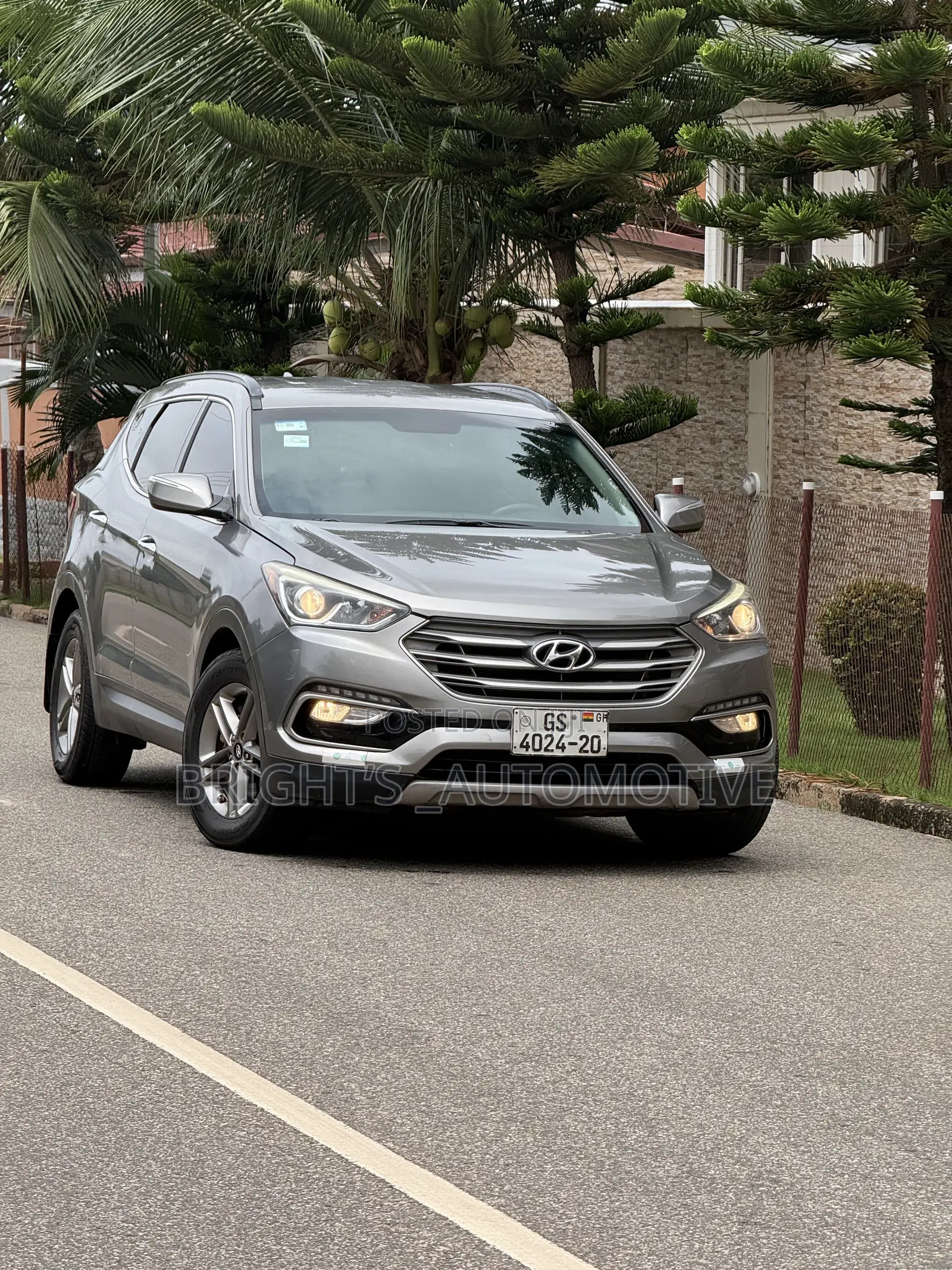 Hyundai Santa Fe Limited Ultimate AWD 2018 Gray
