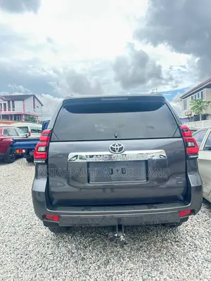 New Toyota Land Cruiser Prado 2023 Gray