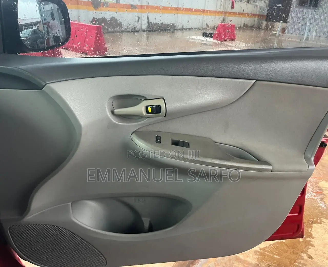 Toyota Corolla Base 4dr Sedan (1.8L 4cyl 5M) 2010 Red
