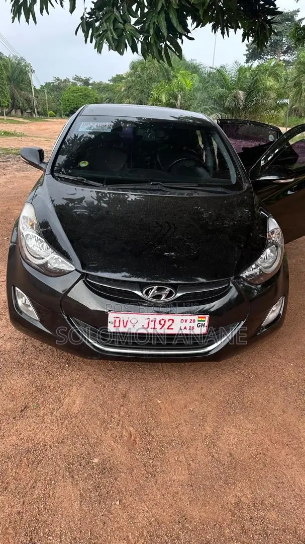 Hyundai Avante 2015 Black