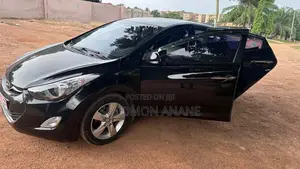 Hyundai Avante 2015 Black