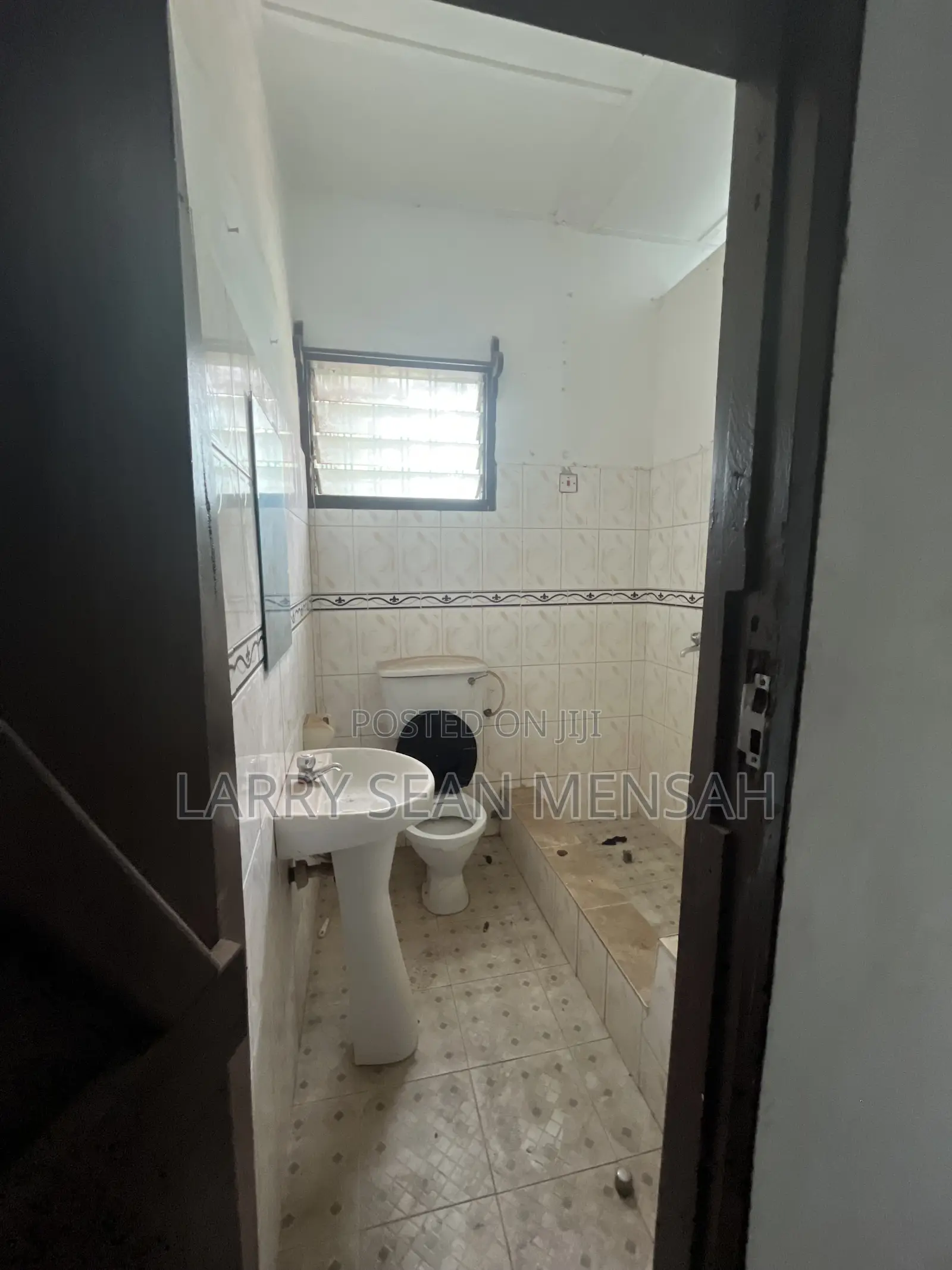 2bdrm Bungalow in Tdc, Tema Metropolitan for sale