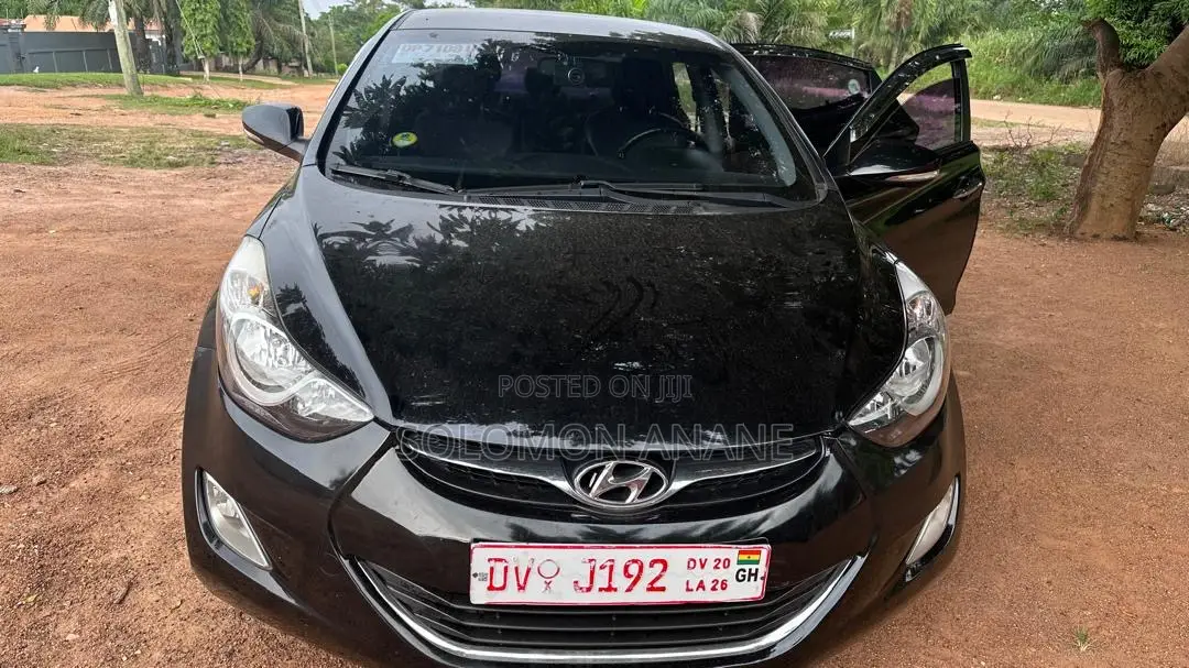 Hyundai Avante 2015 Black