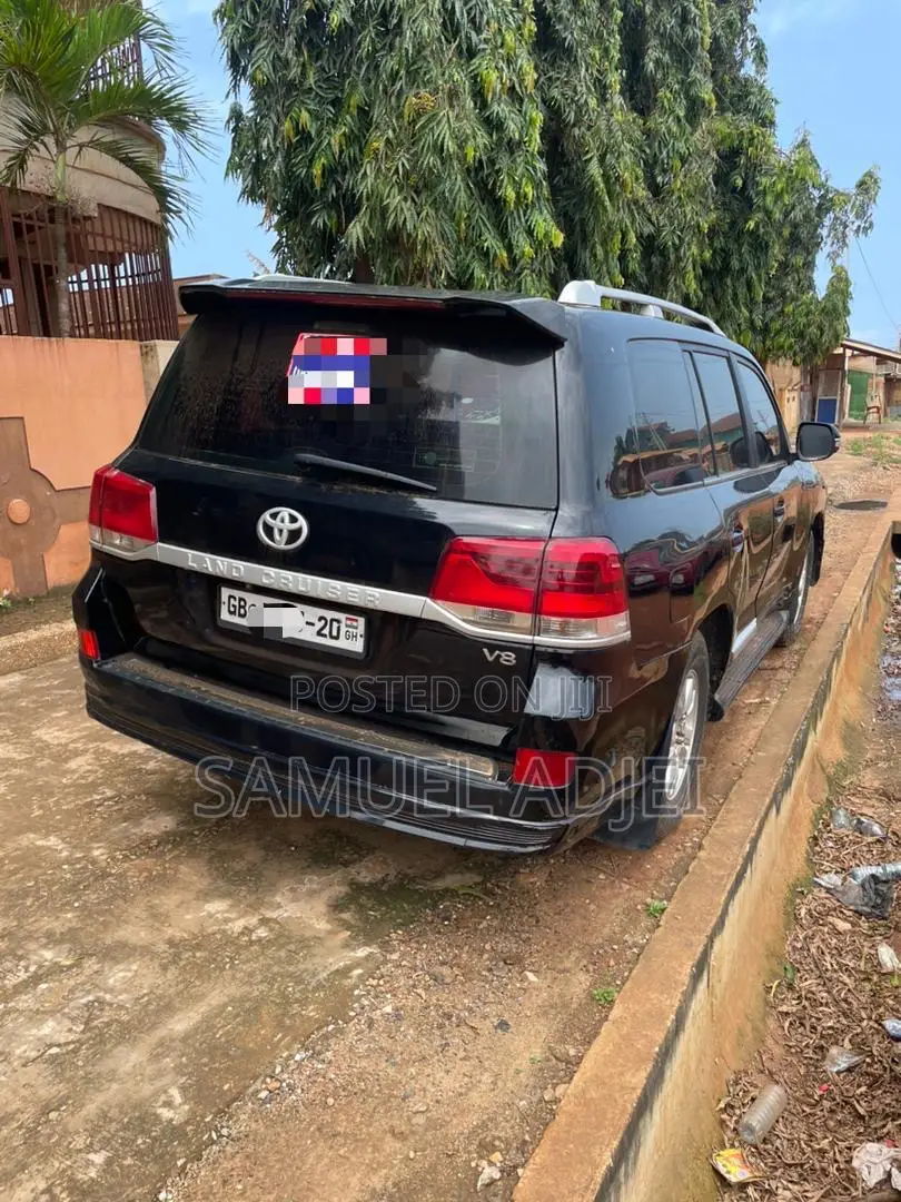 Toyota Land Cruiser 2014 Black