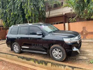 Toyota Land Cruiser 2014 Black