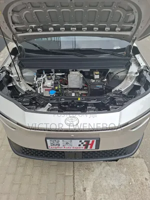 Toyota bZ3 2025 Silver