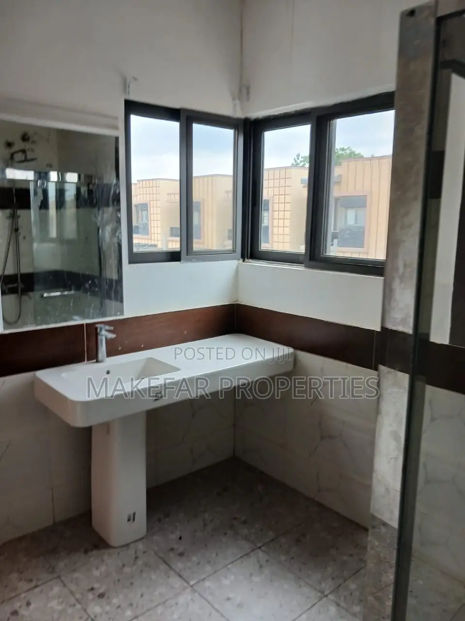 4bdrm House in Ashaley Botwe for rent